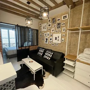 Aix, Neuf Equipe Appartement Parijs