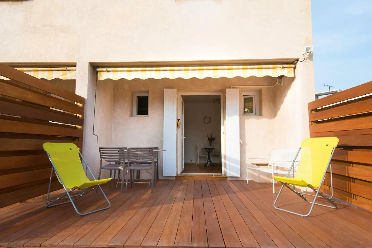 villa Les Cactees Petite résidence de tourisme classée 3 étoiles Antibes 0*,